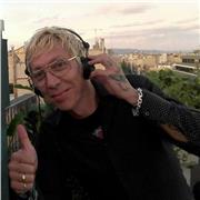 Aprende a pinchar con un DJ internacional con una larga carrera